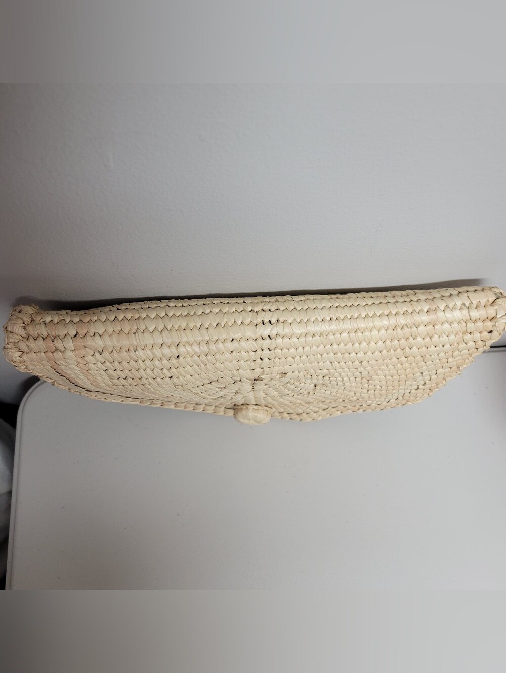Alma Woven Half-Moon Straw Clutch - Natural. - Picture 5 of 15